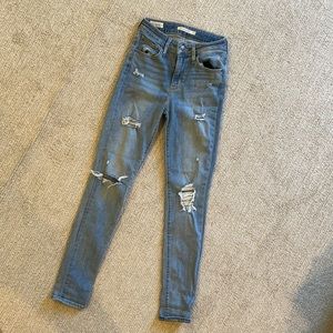 Levi's red tag high rise skinny jeans!